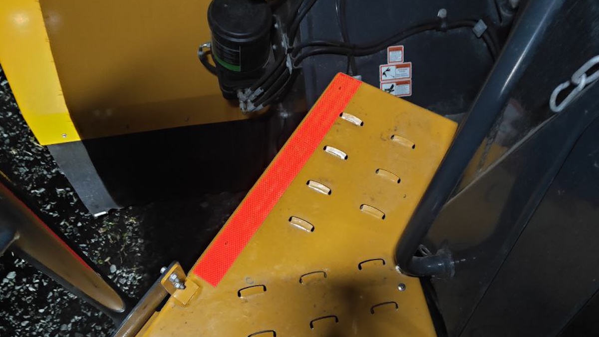 Обозначение потенциально травмоопасных мест