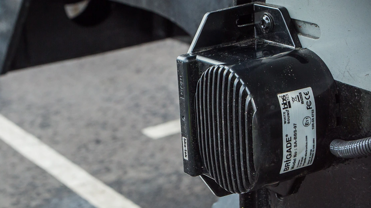 Зуммер заднего хода