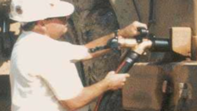 Типы заправочных клапанов (топливораздаточных пистолетов) Wiggins для быстрой заправки и их сравнение